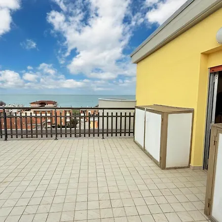 Se164 - Marotta, Trilocale Vista Mare Con Terrazzo * Marotta