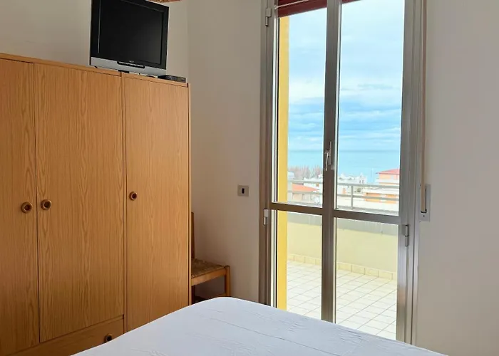 Se164 - Marotta, Trilocale Vista Mare Con Terrazzo