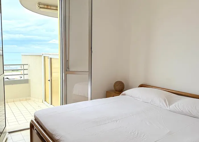 Se164 - Marotta, Trilocale Vista Mare Con Terrazzo