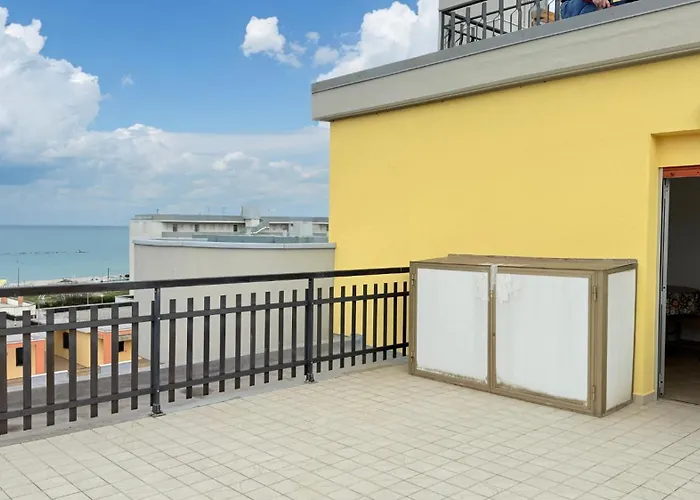 Se164 - Marotta, Trilocale Vista Mare Con Terrazzo Marotta